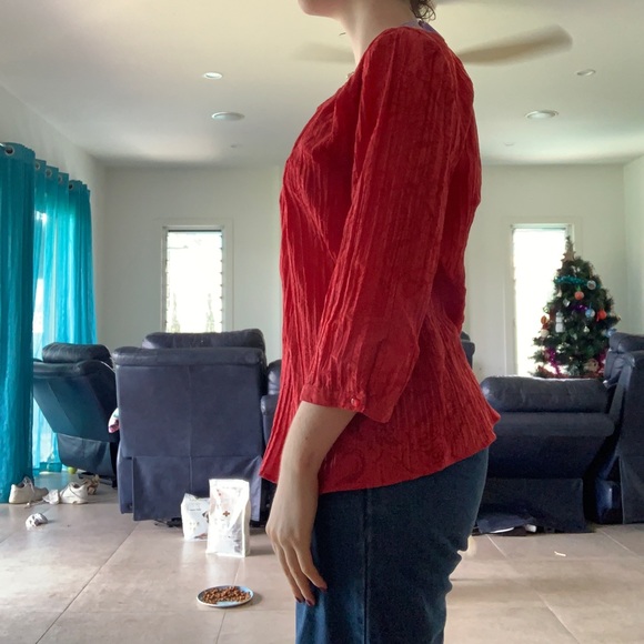 Ruby red mom style blouse ❤️❤️ - Picture 3 of 5